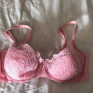 Victoria’s Secret very sexy lace push up bra 36D
